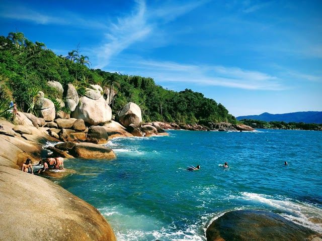 Natural pools of Barra da Lagoa